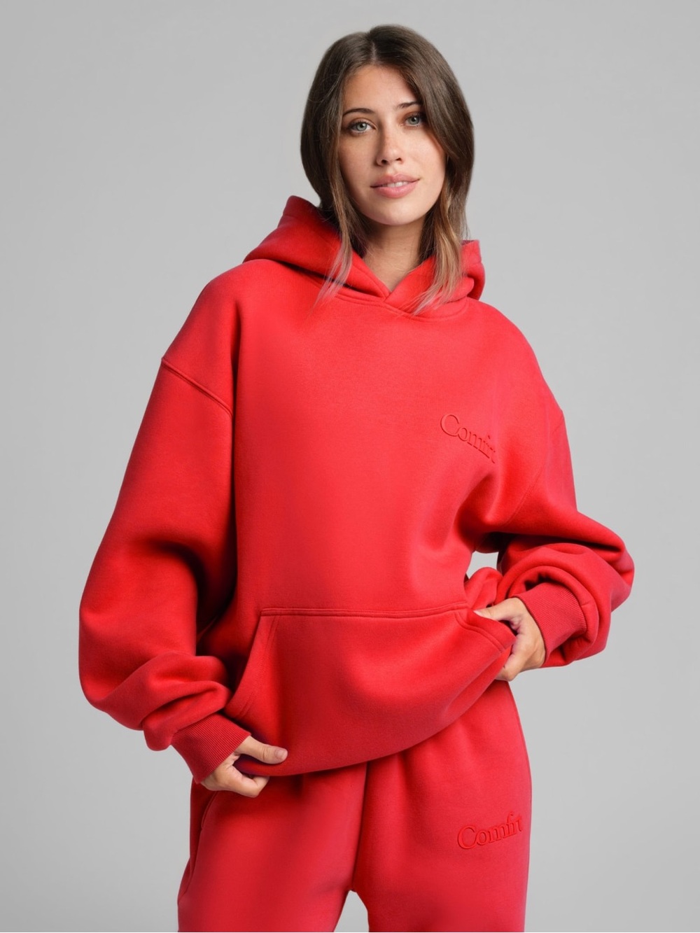 Comfrt Minimalist Hoodie Red Pullover Hoodie - XL